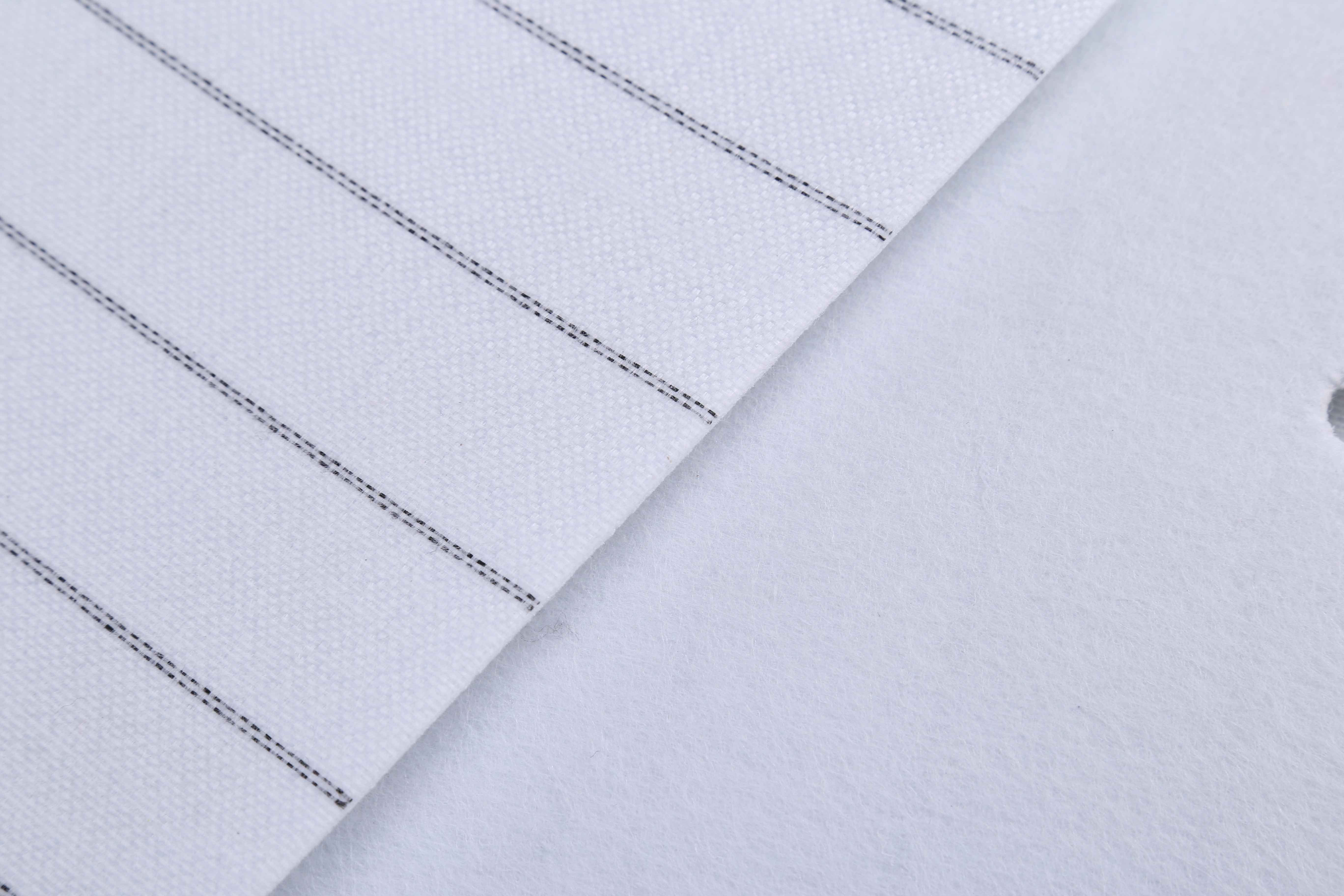 White Striped Midsole Board